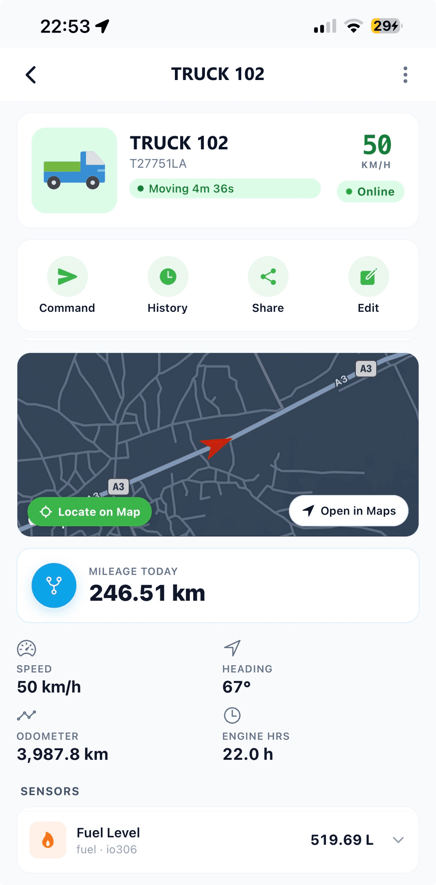 The Primera app showing a single vehicle's distance, engine hours and fuel level